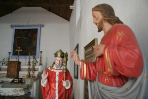 statues du Christ et de St Césaire